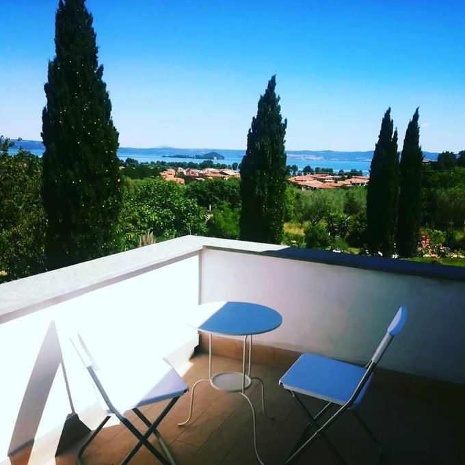 Terrazza agriturismo santa maria con vista lago bolsena